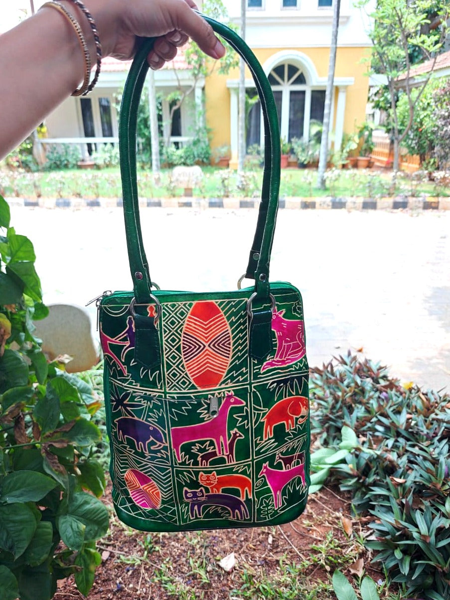 Green Animal Motif Leather Shoulder Bag — Medium